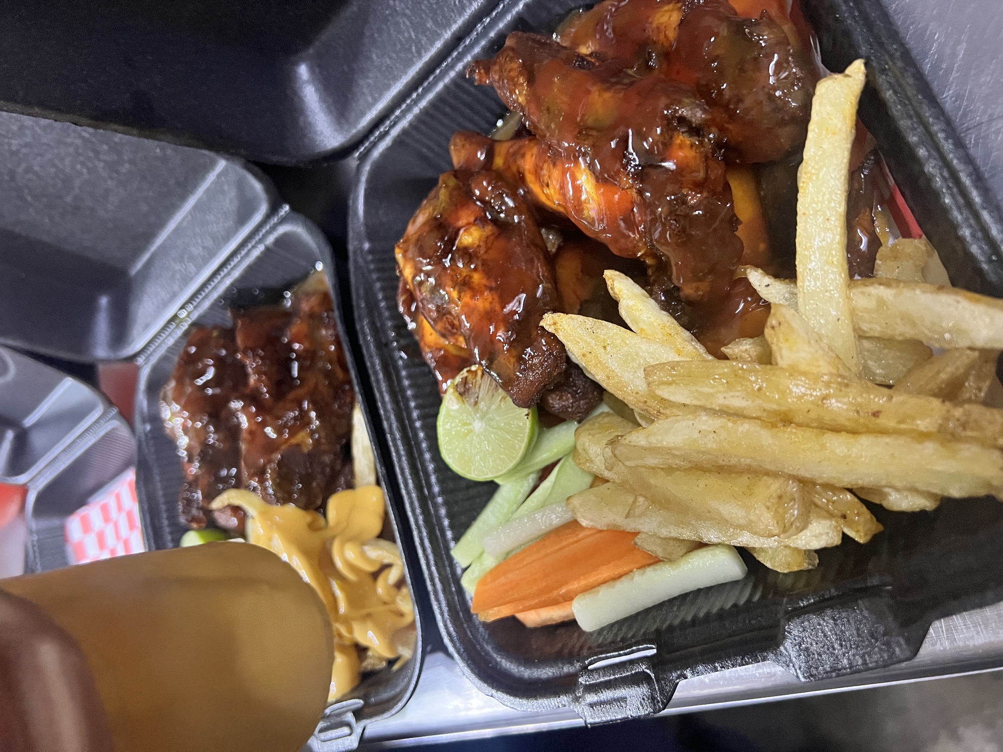 Orden de alitas BBQ